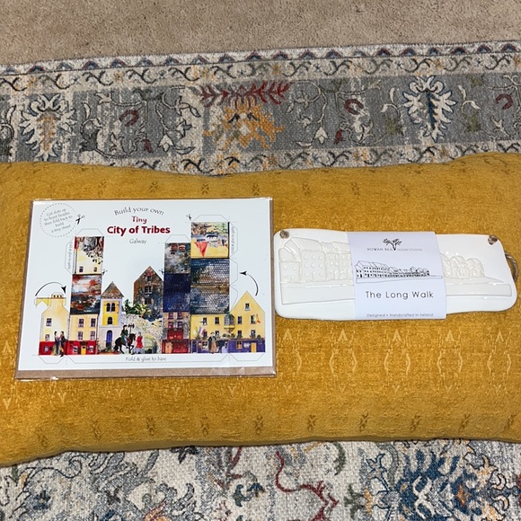 Made in Ireland wall hanging with a build your own tiny city diy card. - Picture 1 of 8